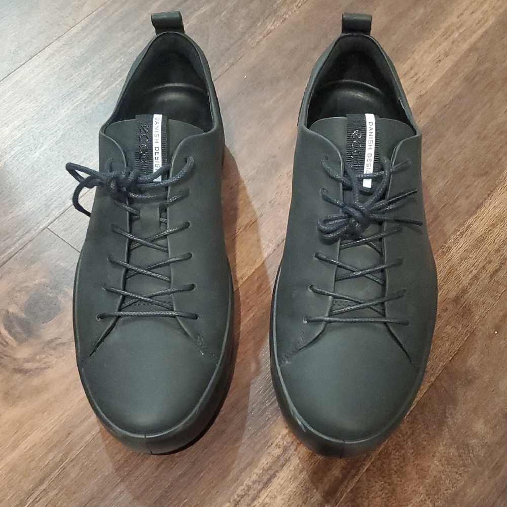 Ecco Men's Black Sneakers